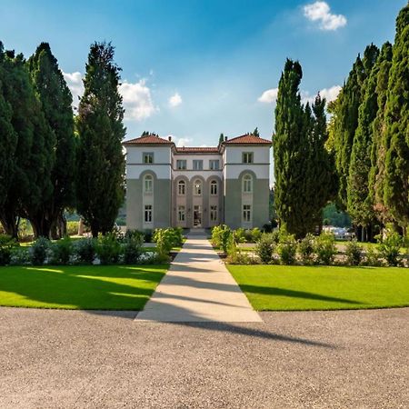 Boutique Hotel Villa Monty Banks Cesena Buitenkant foto