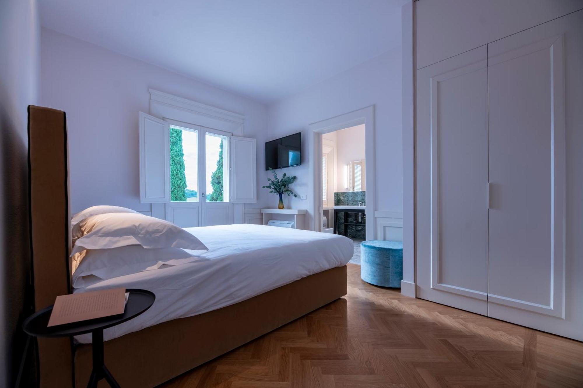 Boutique Hotel Villa Monty Banks Cesena Buitenkant foto