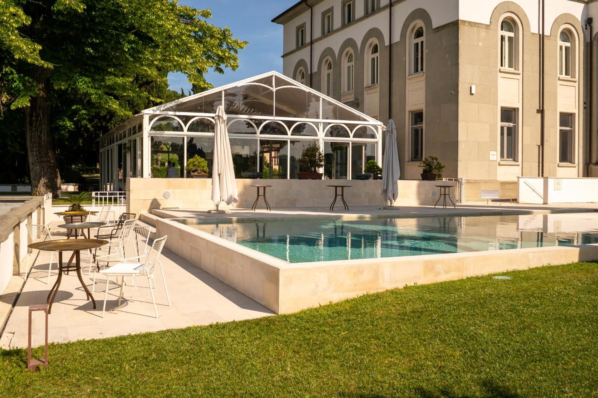 Boutique Hotel Villa Monty Banks Cesena Buitenkant foto